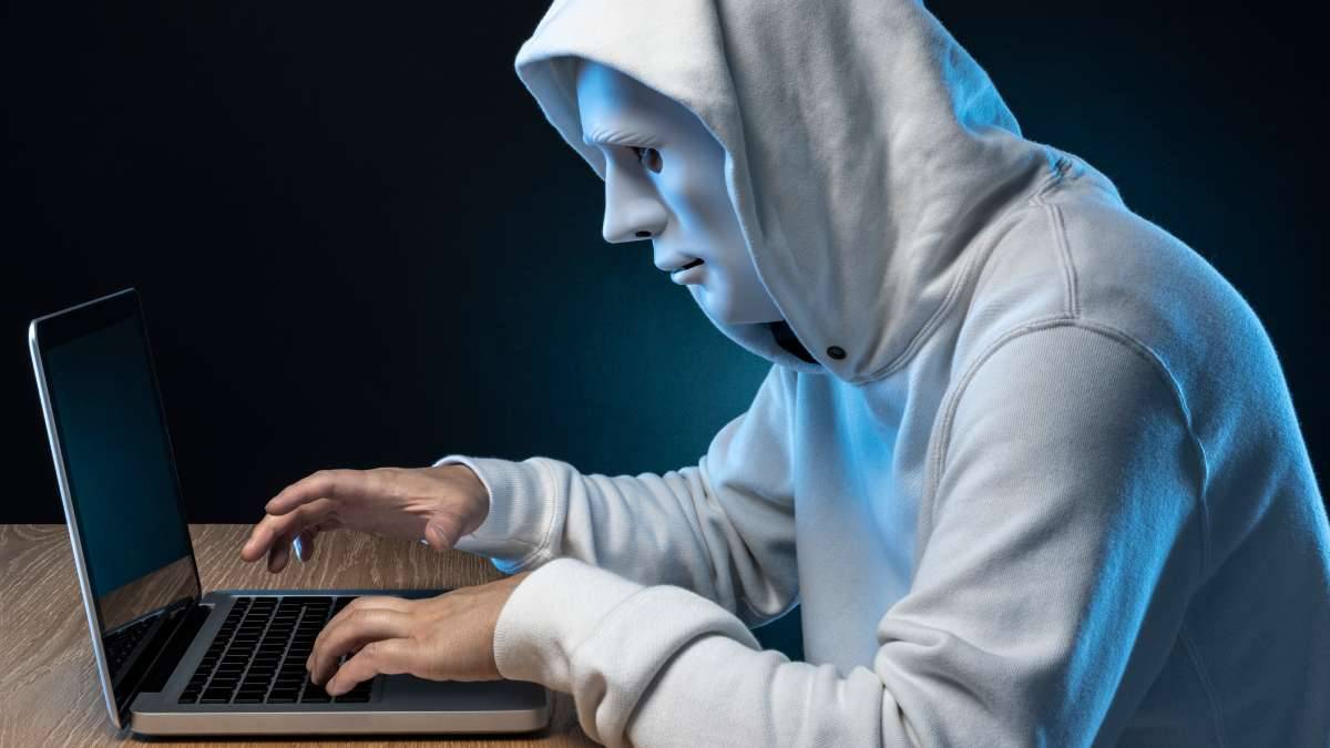 White Hat Hackers: Hacking For Saving